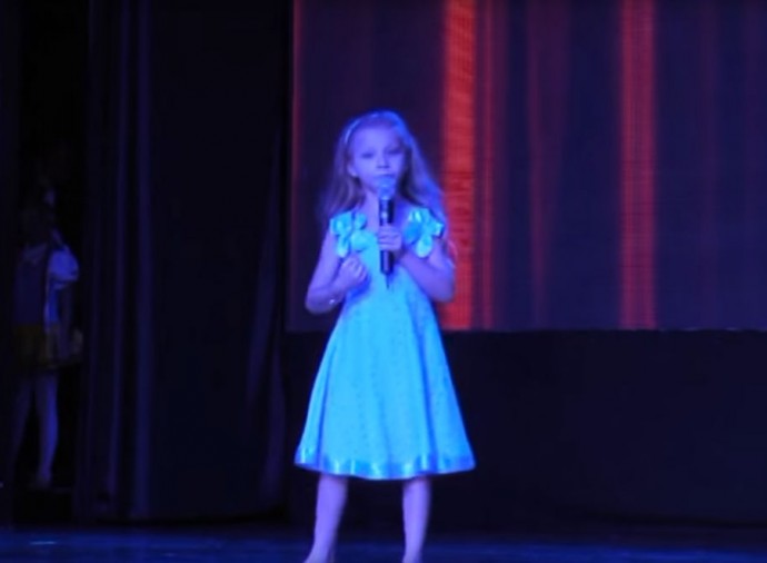 End-of-Year Concert at Shostakovich School, June 14, 2015 (photo 1)